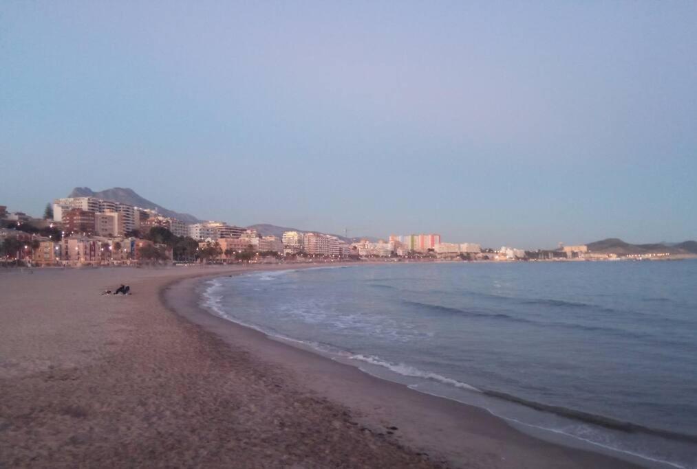 Vivienda De 80M Cuadrados A Dos Minutos Del Mar Apartment Villajoyosa Exterior foto